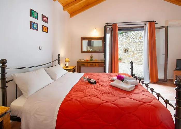 Apartamento Bask In The Beauty Of Paxoi - Kirki's Summer Retreats With Private Jacuzzis Ieromonachos