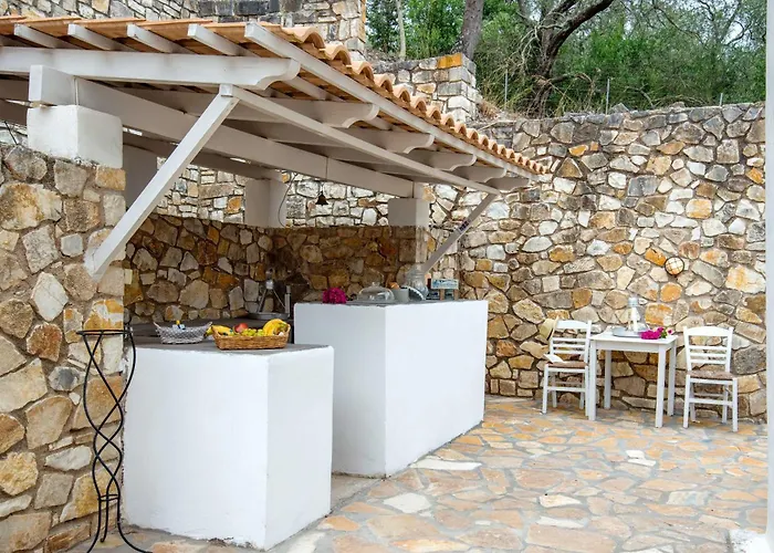 Bask In The Beauty Of Paxoi - Kirki's Summer Retreats With Private Jacuzzis *