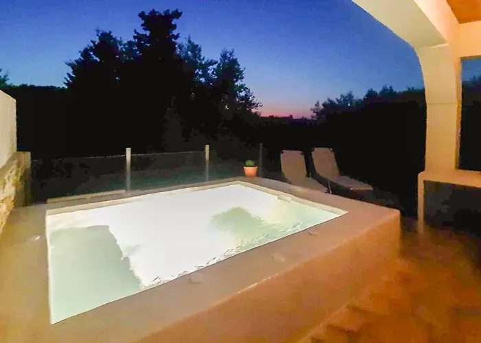 Bask In The Beauty Of Paxoi - Kirki's Summer Retreats With Private Jacuzzis *