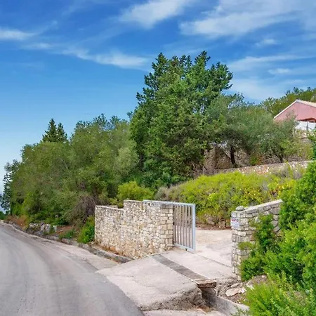 Bask In The Beauty Of Paxoi - Kirki's Summer Retreats With Private Jacuzzis * Ieromonachos