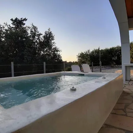 Bask In The Beauty Of Paxoi - Kirki's Summer Retreats With Private Jacuzzis Apartamento *